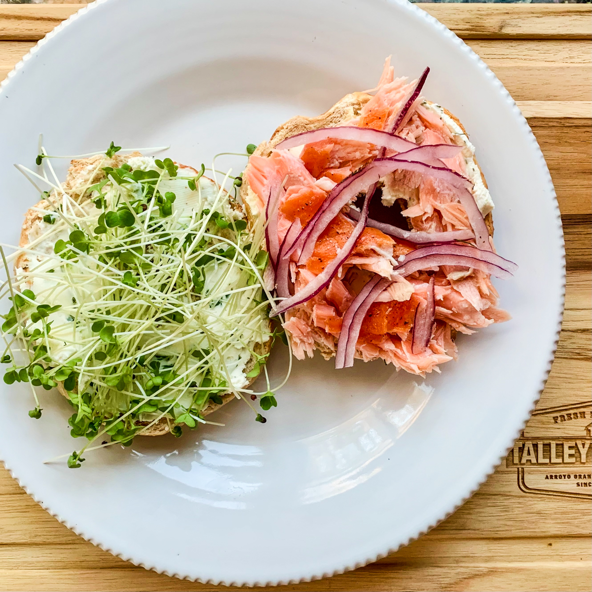 Bagel with Smoked Salmon