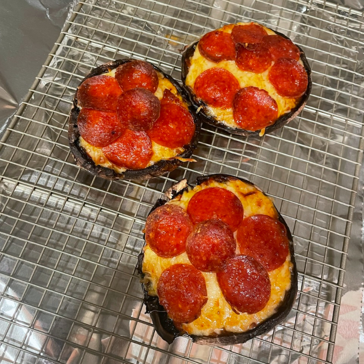 Pizza Stuffed Mushrooms